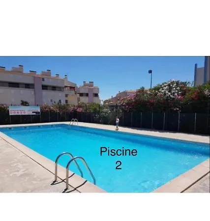 Apartament Les Floralies 2 4 Personnes Climatise, Piscine Dans La Et Parking Prive Disponible