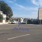 Les Floralies 2 4 Personnes Climatise, Piscine Dans La Et Parking Prive Disponible *