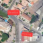 Les Floralies 2 4 Personnes Climatise, Piscine Dans La Et Parking Prive Disponible